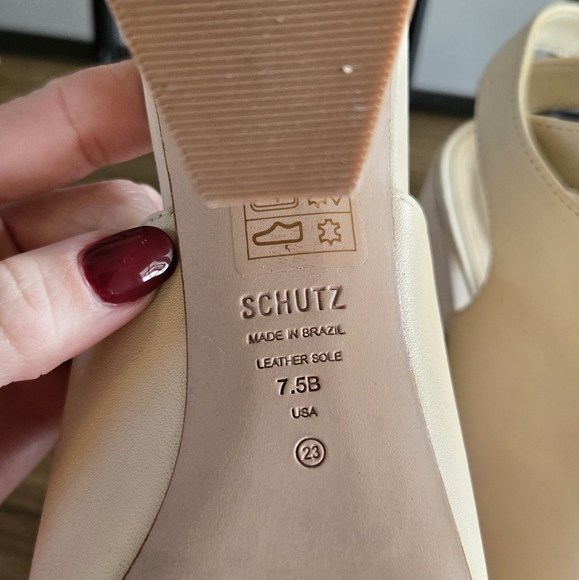 Women's Schutz Kala Pump in Eggshell Size 7.5 - Picture 11 of 11